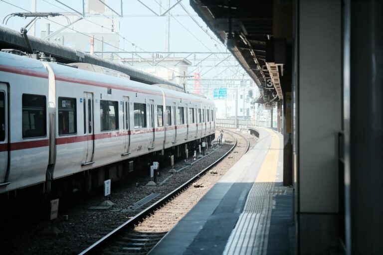 Visit Mawson Station – Australia